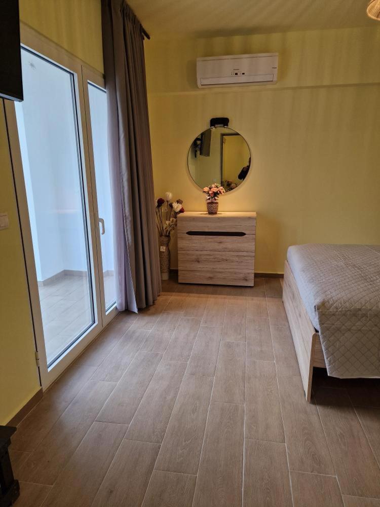 Appartamento Solymar Prive Archangelos  Esterno foto